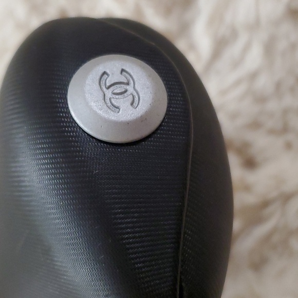 ? Authentic Chanel Sunglassess Hard Case main image 5